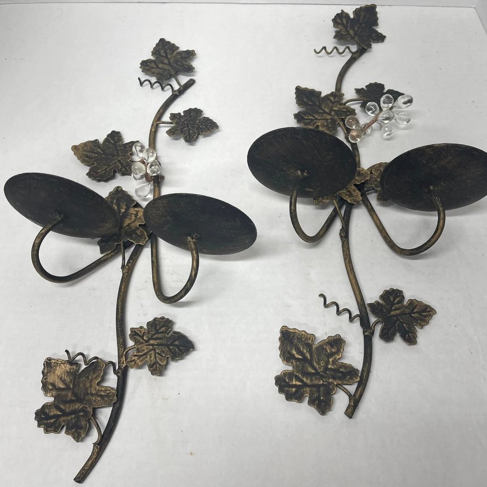 Vintage Metal  wall sconces~ set of 2 Bronze color~ good used condition~ 19"